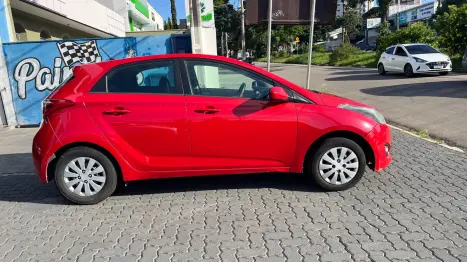 HYUNDAI HB 20 Hatch 1.6 16V 4P FLEX COMFORT PLUS AUTOM�TICO, Foto 13