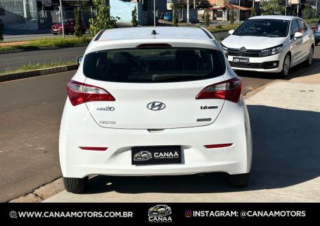 HYUNDAI HB 20 Hatch 1.6 16V 4P FLEX COMFORT PLUS AUTOM�TICO, Foto 5