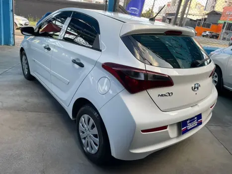 HYUNDAI HB 20 Hatch 1.0 12V 4P FLEX UNIQUE, Foto 4
