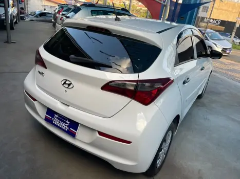 HYUNDAI HB 20 Hatch 1.0 12V 4P FLEX UNIQUE, Foto 6