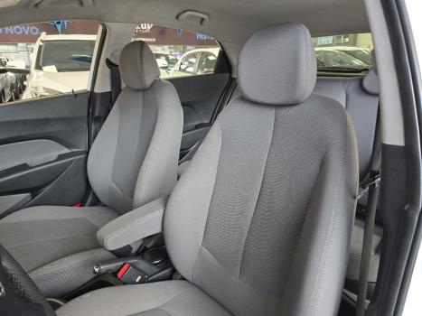 HYUNDAI HB 20 Hatch X 1.6 16V 4P PREMIUM FLEX AUTOM�TICO, Foto 15
