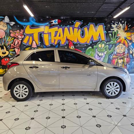 HYUNDAI HB 20 Hatch 1.0 12V 4P FLEX UNIQUE, Foto 9