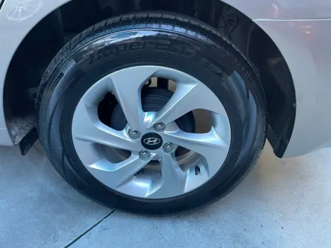 HYUNDAI HB 20 Hatch 1.6 16V 4P PREMIUM FLEX AUTOM�TICO, Foto 17