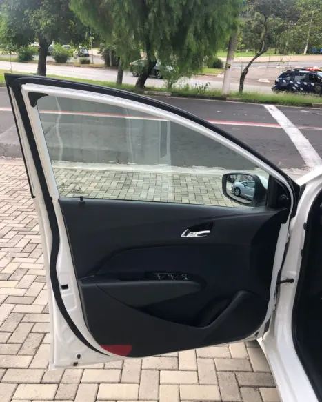 HYUNDAI HB 20 Hatch 1.6 16V 4P COMFORT FLEX AUTOM�TICO, Foto 10