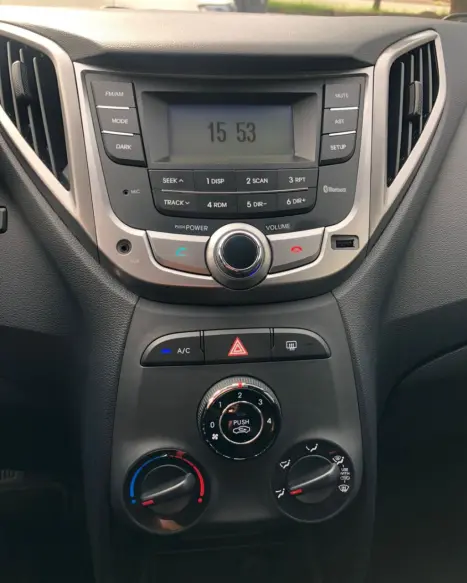 HYUNDAI HB 20 Hatch 1.6 16V 4P COMFORT FLEX AUTOM�TICO, Foto 14