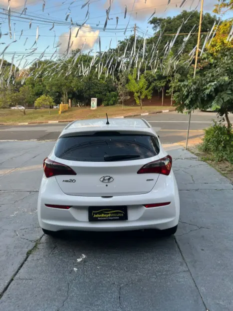 HYUNDAI HB 20 Hatch 1.0 12V 4P FLEX UNIQUE, Foto 4