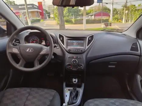 HYUNDAI HB 20 Hatch 1.6 16V 4P FLEX COMFORT PLUS AUTOM�TICO, Foto 10
