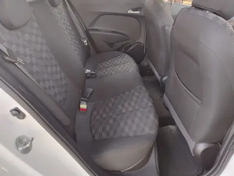 HYUNDAI HB 20 Hatch 1.6 16V 4P FLEX COMFORT PLUS AUTOM�TICO, Foto 15