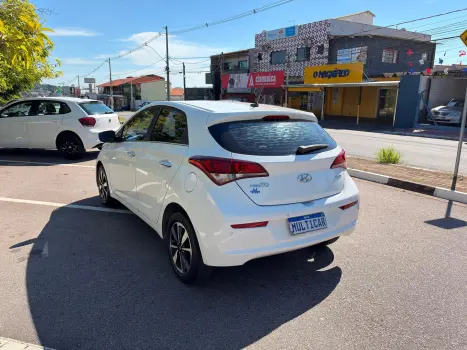 HYUNDAI HB 20 Hatch 1.6 16V 4P PREMIUM FLEX AUTOM�TICO, Foto 4