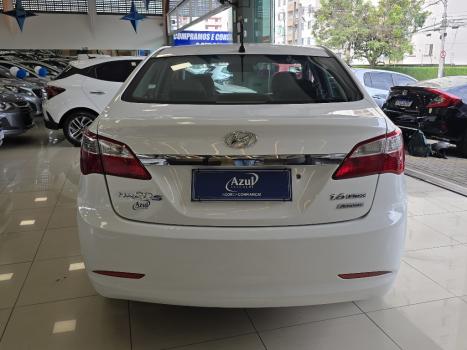 HYUNDAI HB 20 Hatch 1.6 16V 4P FLEX COMFORT PLUS AUTOM�TICO, Foto 5