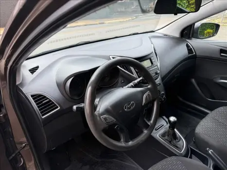 HYUNDAI HB 20 Hatch 1.0 12V 4P FLEX UNIQUE, Foto 6