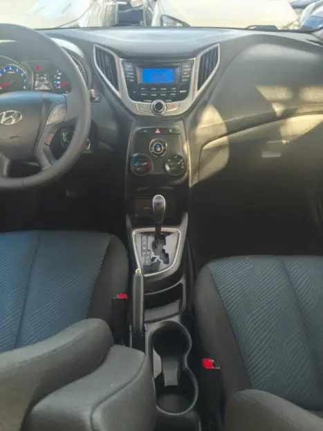 HYUNDAI HB 20 Hatch 1.6 16V 4P COMFORT FLEX AUTOM�TICO, Foto 10