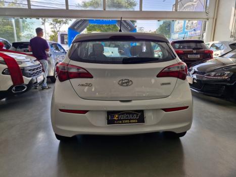HYUNDAI HB 20 Hatch 1.6 16V 4P FLEX COMFORT PLUS AUTOM�TICO, Foto 8