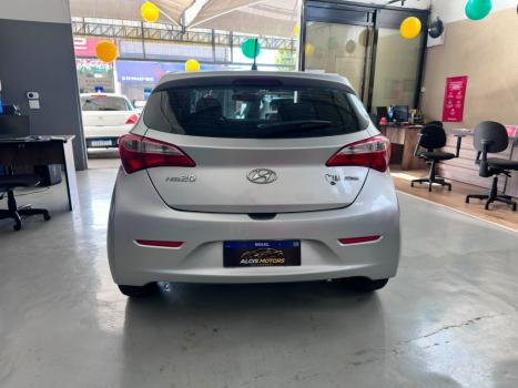 HYUNDAI HB 20 Hatch 1.0 12V 4P FLEX UNIQUE, Foto 4