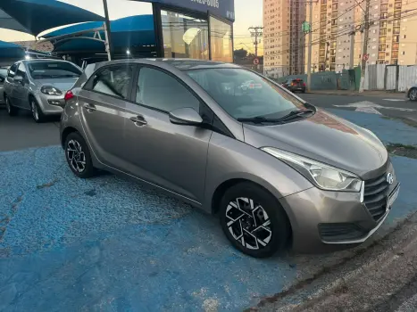 HYUNDAI HB 20 Hatch , Foto 1
