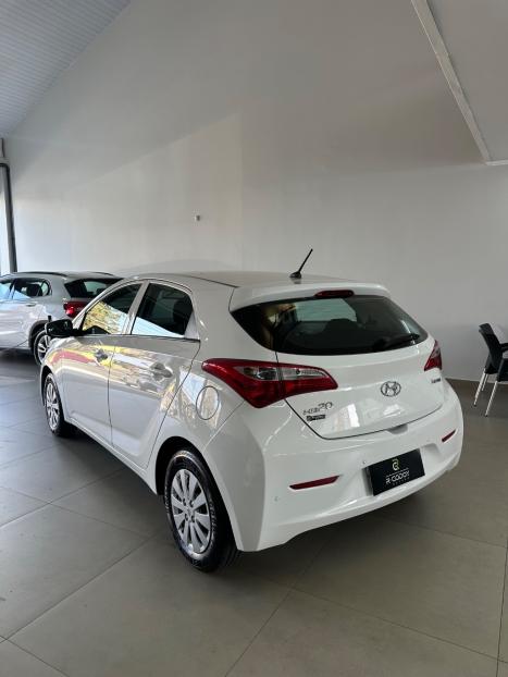 HYUNDAI HB 20 Hatch 1.6 16V 4P FLEX COMFORT, Foto 4