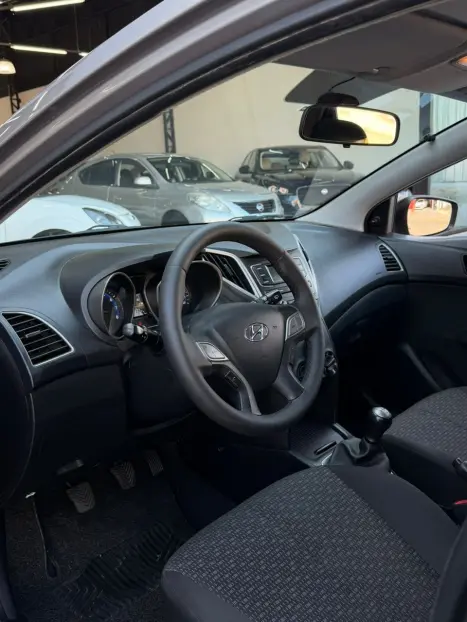 HYUNDAI HB 20 Hatch 1.0 12V 4P FLEX UNIQUE, Foto 9