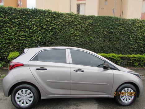 HYUNDAI HB 20 Hatch 1.0 12V 4P FLEX UNIQUE, Foto 6