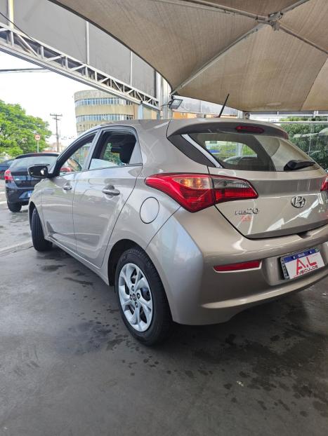 HYUNDAI HB 20 Hatch 1.6 16V 4P FLEX COMFORT PLUS AUTOMÁTICO, Foto 5