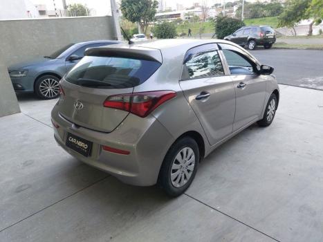 HYUNDAI HB 20 Hatch 1.0 12V 4P FLEX UNIQUE, Foto 4