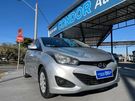 HYUNDAI HB 20 Sedan 1.6 16V 4P FLEX COMFORT PLUS, Foto 4