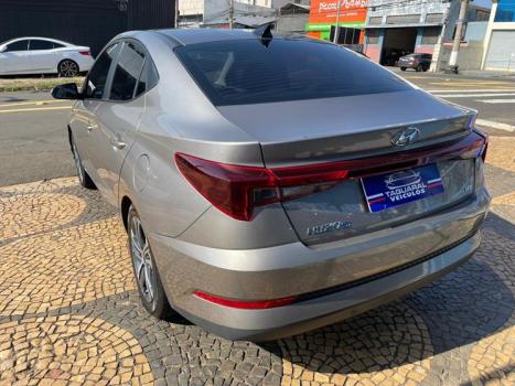 HYUNDAI HB 20 Sedan 1.0 12V 4P FLEX COMFORT PLUS TURBO, Foto 4