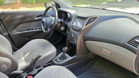 HYUNDAI HB 20 Sedan 1.6 16V 4P FLEX COMFORT PLUS AUTOMTICO, Foto 11