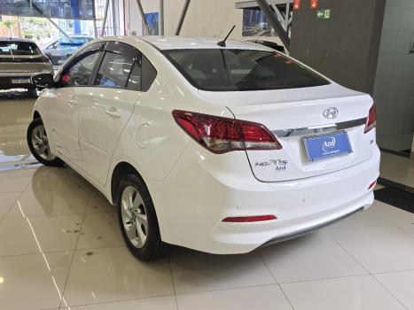 HYUNDAI HB 20 Sedan 1.6 16V 4P FLEX COMFORT PLUS, Foto 4