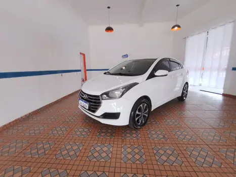 HYUNDAI HB 20 Sedan 1.0 12V 4P FLEX COMFORT PLUS, Foto 2