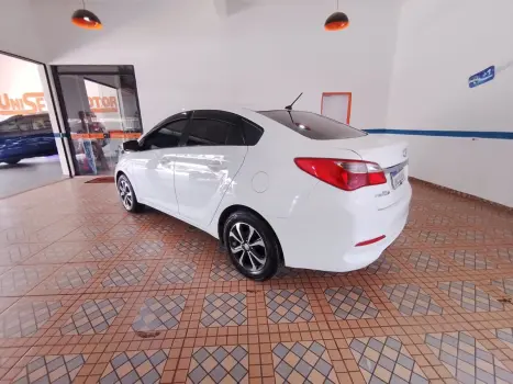 HYUNDAI HB 20 Sedan 1.0 12V 4P FLEX COMFORT PLUS, Foto 4