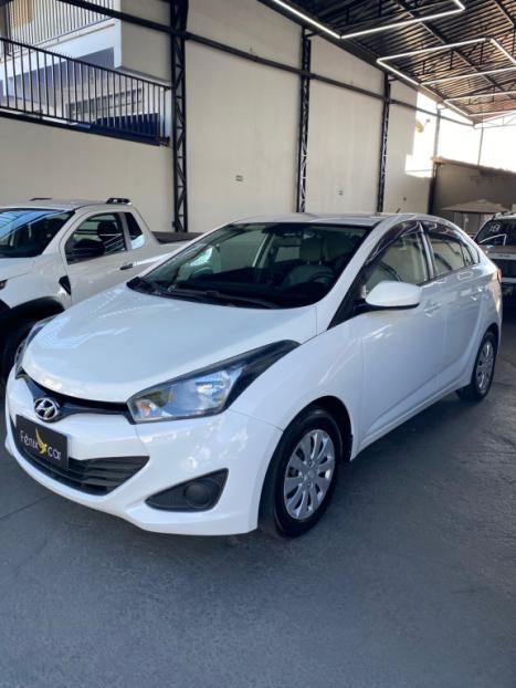 HYUNDAI HB 20 Sedan 1.0 12V 4P FLEX COMFORT COPA DO MUNDO, Foto 3