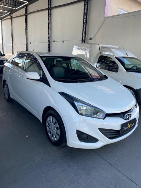 HYUNDAI HB 20 Sedan 1.0 12V 4P FLEX COMFORT COPA DO MUNDO, Foto 4