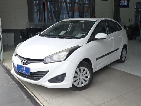 HYUNDAI HB 20 Sedan 1.6 16V 4P FLEX COMFORT PLUS AUTOM�TICO, Foto 3