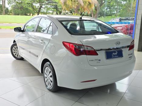 HYUNDAI HB 20 Sedan 1.6 16V 4P FLEX COMFORT PLUS AUTOM�TICO, Foto 4