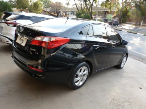 HYUNDAI HB 20 Sedan 1.6 16V 4P FLEX COMFORT PLUS AUTOM�TICO, Foto 3