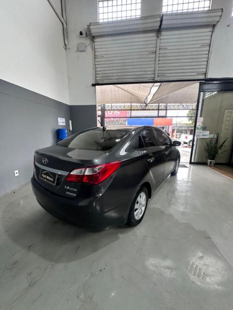 HYUNDAI HB 20 Sedan 1.6 16V 4P FLEX COMFORT PLUS AUTOM�TICO, Foto 4