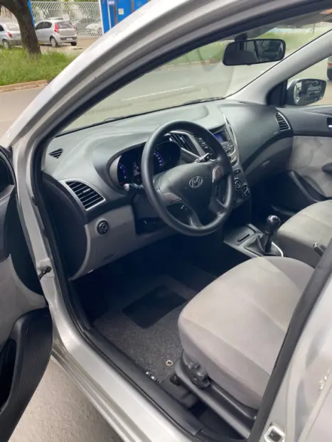 HYUNDAI HB 20 Sedan 1.0 12V 4P FLEX COMFORT PLUS, Foto 13