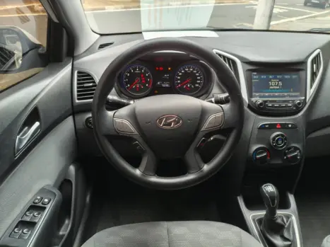 HYUNDAI HB 20 Sedan 1.6 16V 4P FLEX COMFORT STYLE, Foto 16