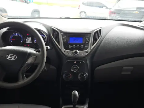 HYUNDAI HB 20 Sedan 1.6 16V 4P FLEX COMFORT PLUS AUTOM�TICO, Foto 8