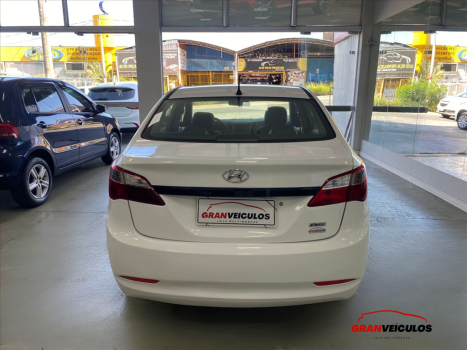 HYUNDAI HB 20 Sedan 1.0 12V 4P FLEX COMFORT PLUS, Foto 5