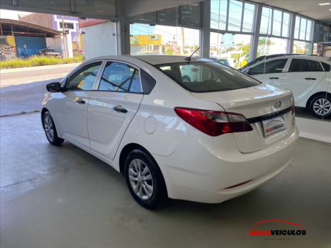 HYUNDAI HB 20 Sedan 1.0 12V 4P FLEX COMFORT PLUS, Foto 6