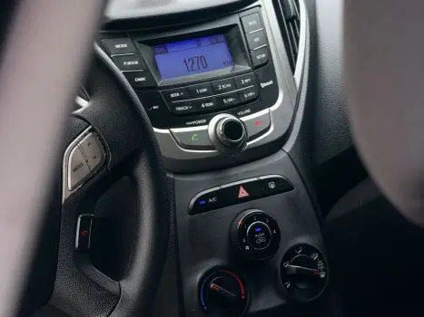 HYUNDAI HB 20 Sedan 1.6 16V 4P FLEX COMFORT PLUS, Foto 11