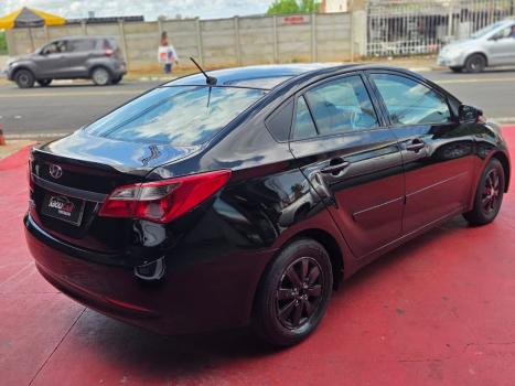 HYUNDAI HB 20 Sedan 1.0 12V 4P FLEX COMFORT PLUS, Foto 4