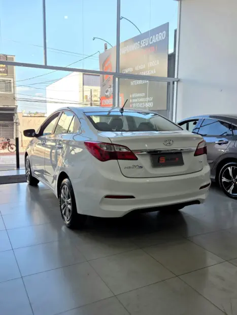 HYUNDAI HB 20 Sedan 1.6 16V 4P FLEX COMFORT PLUS, Foto 3