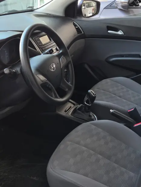 HYUNDAI HB 20 Sedan 1.6 16V 4P FLEX COMFORT PLUS, Foto 9