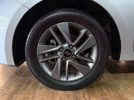 HYUNDAI HB 20 Sedan 1.0 12V 4P FLEX COPA DO MUNDO FIFA QATAR, Foto 13