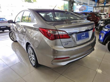 HYUNDAI HB 20 Sedan 1.0 12V 4P FLEX COMFORT PLUS, Foto 4