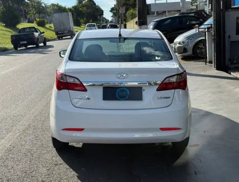 HYUNDAI HB 20 Sedan 1.6 16V 4P FLEX COMFORT PLUS, Foto 10