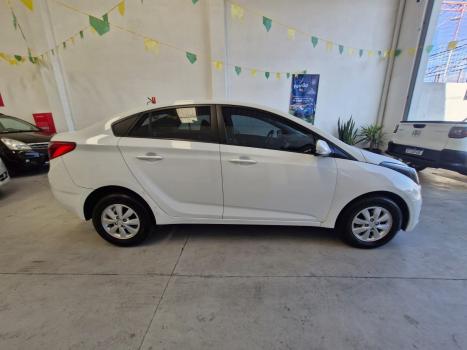 HYUNDAI HB 20 Sedan 1.6 16V 4P FLEX COMFORT PLUS, Foto 4