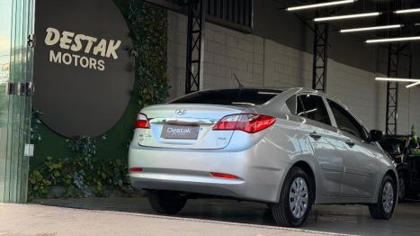 HYUNDAI HB 20 Sedan 1.0 12V 4P FLEX COMFORT STYLE, Foto 2